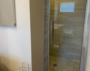 9240 Cascade Falls Drive - Photo Thumbnail 16
