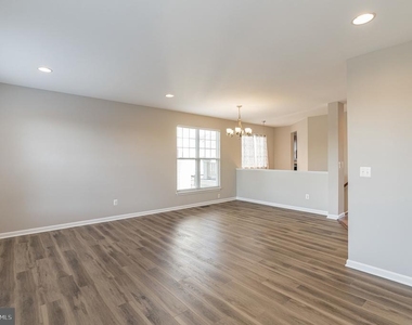 9240 Cascade Falls Drive - Photo Thumbnail 3
