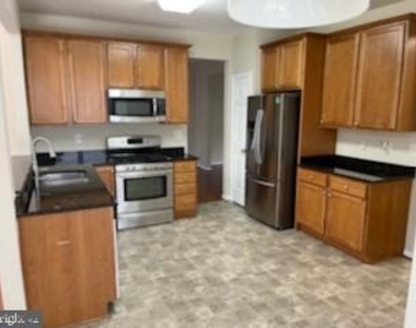 2693 Maple Ridge Drive - Photo Thumbnail 19