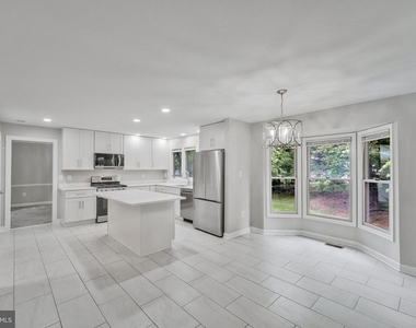 4287 Exeter Drive - Photo Thumbnail 19