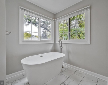 4287 Exeter Drive - Photo Thumbnail 30