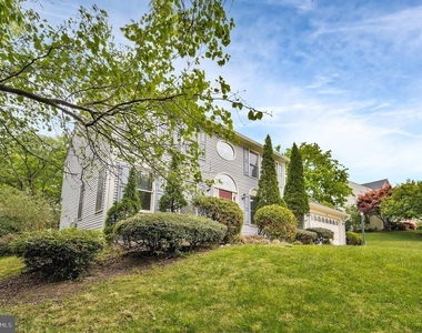 4287 Exeter Drive - Photo Thumbnail 2