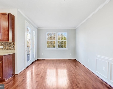 24803 Mason Dale Terrace - Photo Thumbnail 12