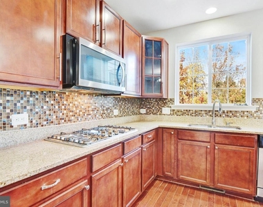 24803 Mason Dale Terrace - Photo Thumbnail 9