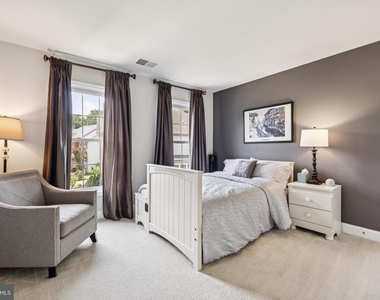 26368 Strathaven Court - Photo Thumbnail 17