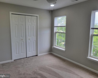 44189 Litchfield Terrace - Photo Thumbnail 7