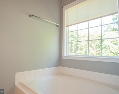 6276 Taliaferro Way - Photo Thumbnail 13