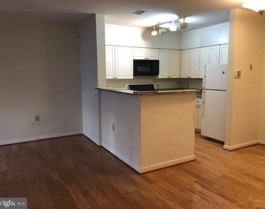 2204 Westcourt Lane - Photo Thumbnail 22
