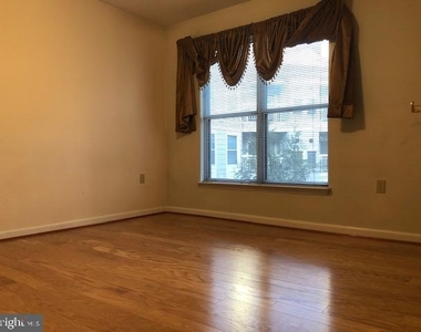 2204 Westcourt Lane - Photo Thumbnail 20