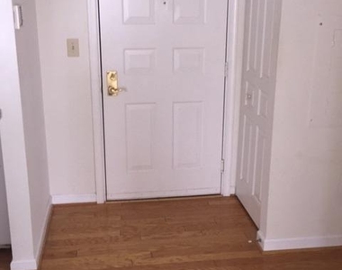 2204 Westcourt Lane - Photo Thumbnail 2