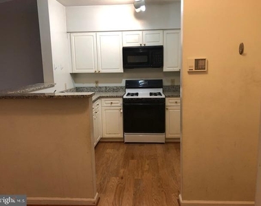 2204 Westcourt Lane - Photo Thumbnail 18