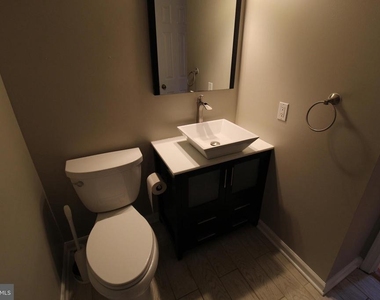 6055 Meyers Landing Court - Photo Thumbnail 22