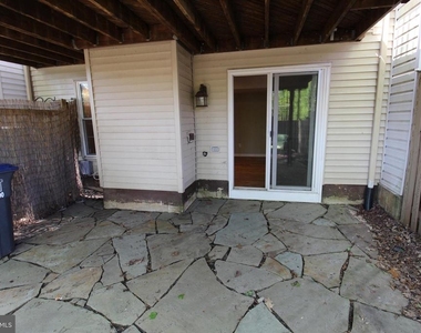 6055 Meyers Landing Court - Photo Thumbnail 31
