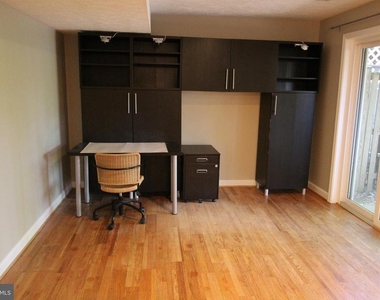 6055 Meyers Landing Court - Photo Thumbnail 25
