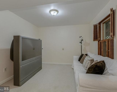 5820 Silchester Street - Photo Thumbnail 41