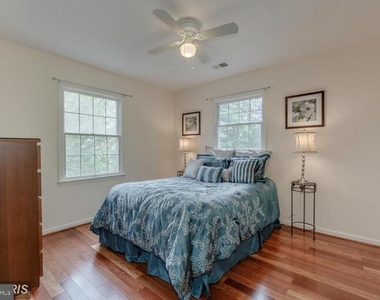 5820 Silchester Street - Photo Thumbnail 30