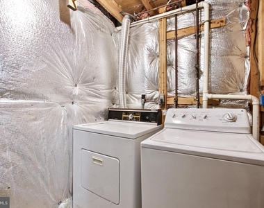 1915 Belmont Ridge Court - Photo Thumbnail 28