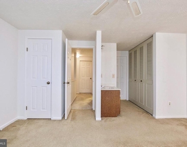 1915 Belmont Ridge Court - Photo Thumbnail 19