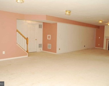 5901 Ewing Place - Photo Thumbnail 32