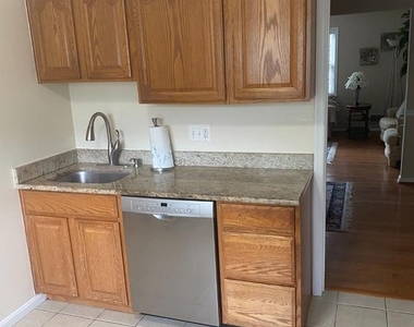 10402 Armstrong Street - Photo Thumbnail 2
