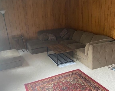 10402 Armstrong Street - Photo Thumbnail 8