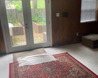 10402 Armstrong Street - Photo Thumbnail 7