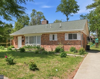 11000 Park Road - Photo Thumbnail 2
