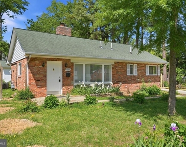 11000 Park Road - Photo Thumbnail 1