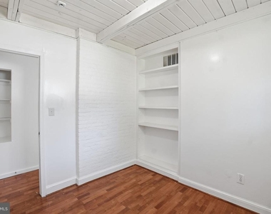11000 Park Road - Photo Thumbnail 21