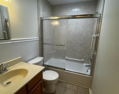 2508 Saint John Place - Photo Thumbnail 23