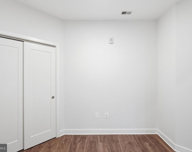 989 S Buchanan Street - Photo Thumbnail 11
