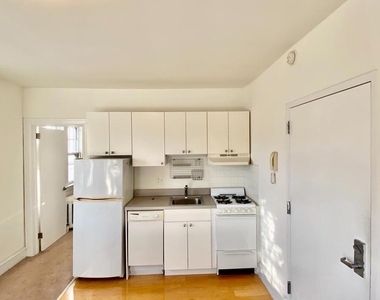 332-34 S 17th Street - Photo Thumbnail 2