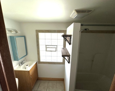 537 Winchester Avenue - Photo Thumbnail 11