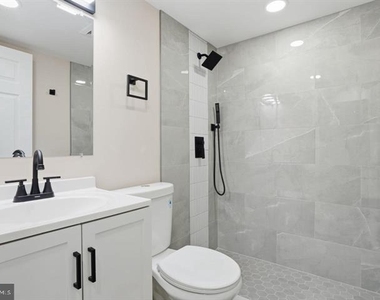 513 Smithfield Avenue - Photo Thumbnail 17