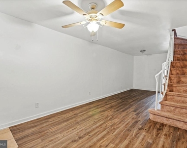 1225 N Howard Street - Photo Thumbnail 2
