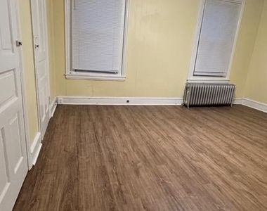1121 N 41st Street - Photo Thumbnail 16