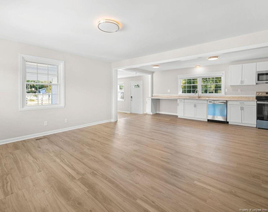 4066 Hummingbird Place - Photo Thumbnail 6