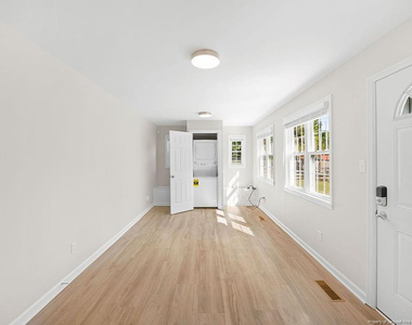 4066 Hummingbird Place - Photo Thumbnail 11