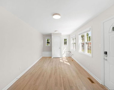4066 Hummingbird Place - Photo Thumbnail 10