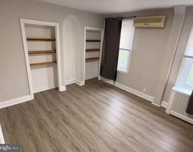 2917 Girard Ave - Photo Thumbnail 8