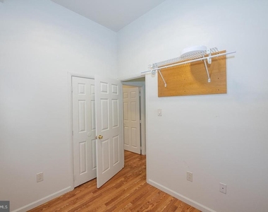 1526 Mount Vernon Street - Photo Thumbnail 7
