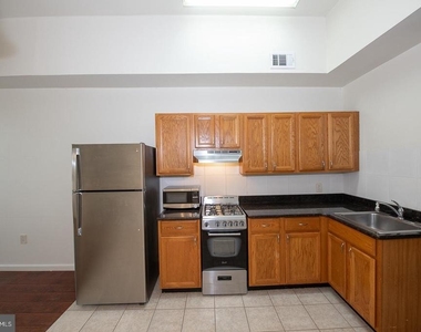 1526 Mount Vernon Street - Photo Thumbnail 4