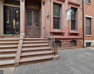 1717 Spruce Street - Photo Thumbnail 19