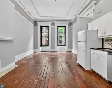 1717 Spruce Street - Photo Thumbnail 8