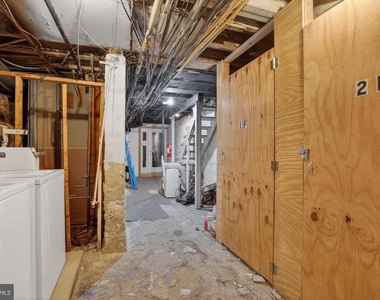 1717 Spruce Street - Photo Thumbnail 17