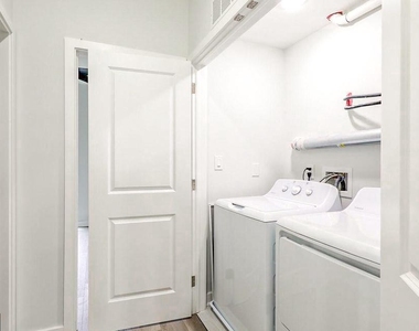 5217 Irving Street - Photo Thumbnail 16