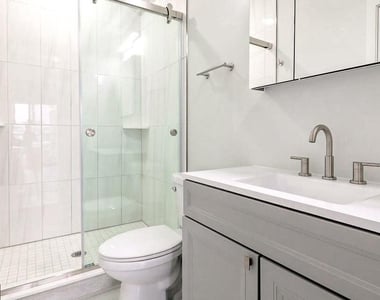 5217 Irving Street - Photo Thumbnail 14