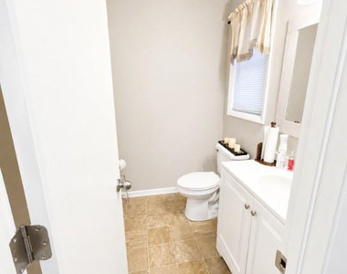 1207 Huntsman Court - Photo Thumbnail 5
