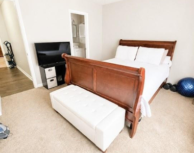 1207 Huntsman Court - Photo Thumbnail 15