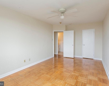 2601 Pennsylvania Avenue - Photo Thumbnail 23